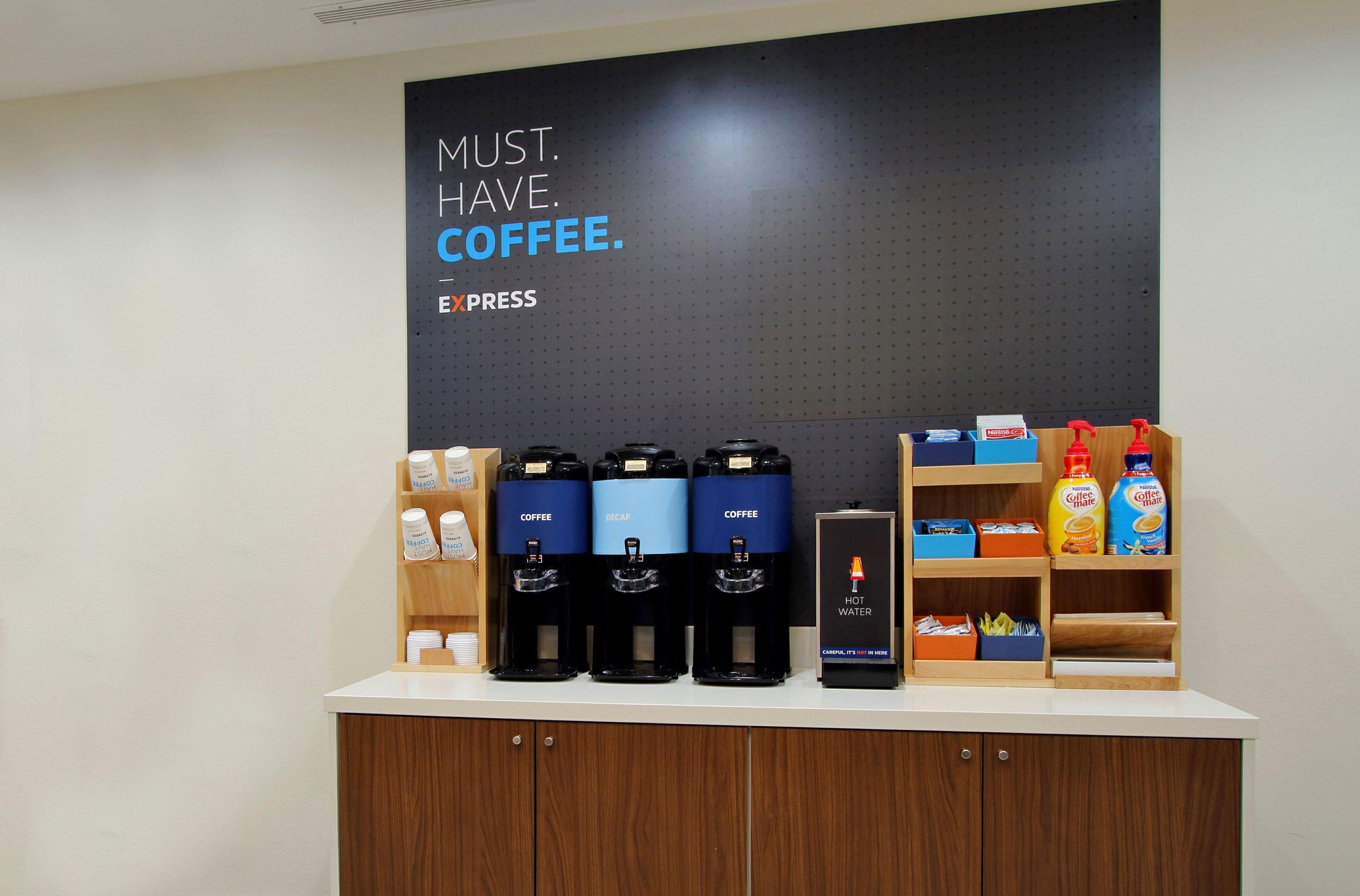 Holiday Inn Express & Suites Cleveland/Westlake By Ihg Esterno foto