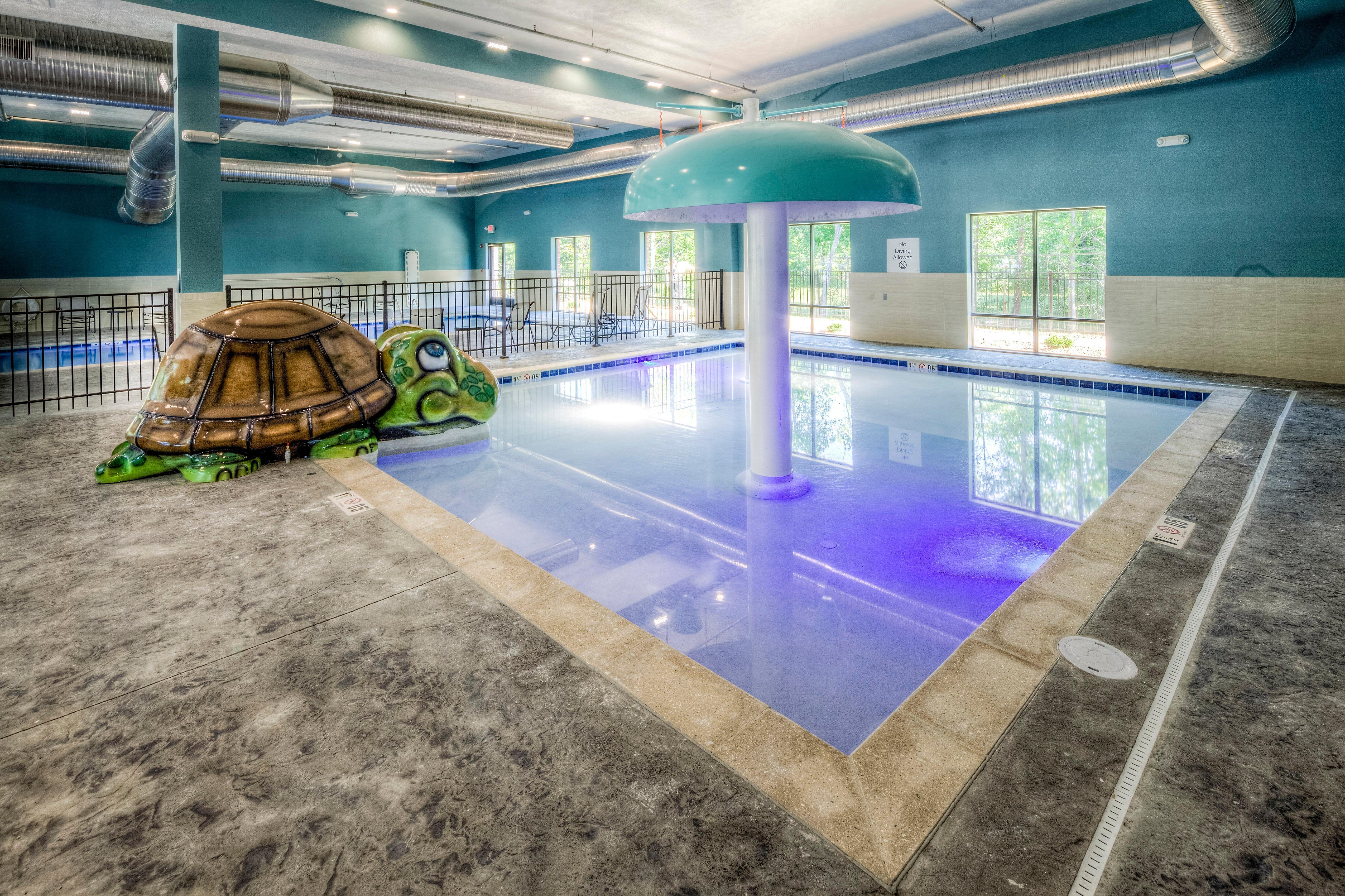 Holiday Inn Express & Suites Cleveland/Westlake By Ihg Esterno foto