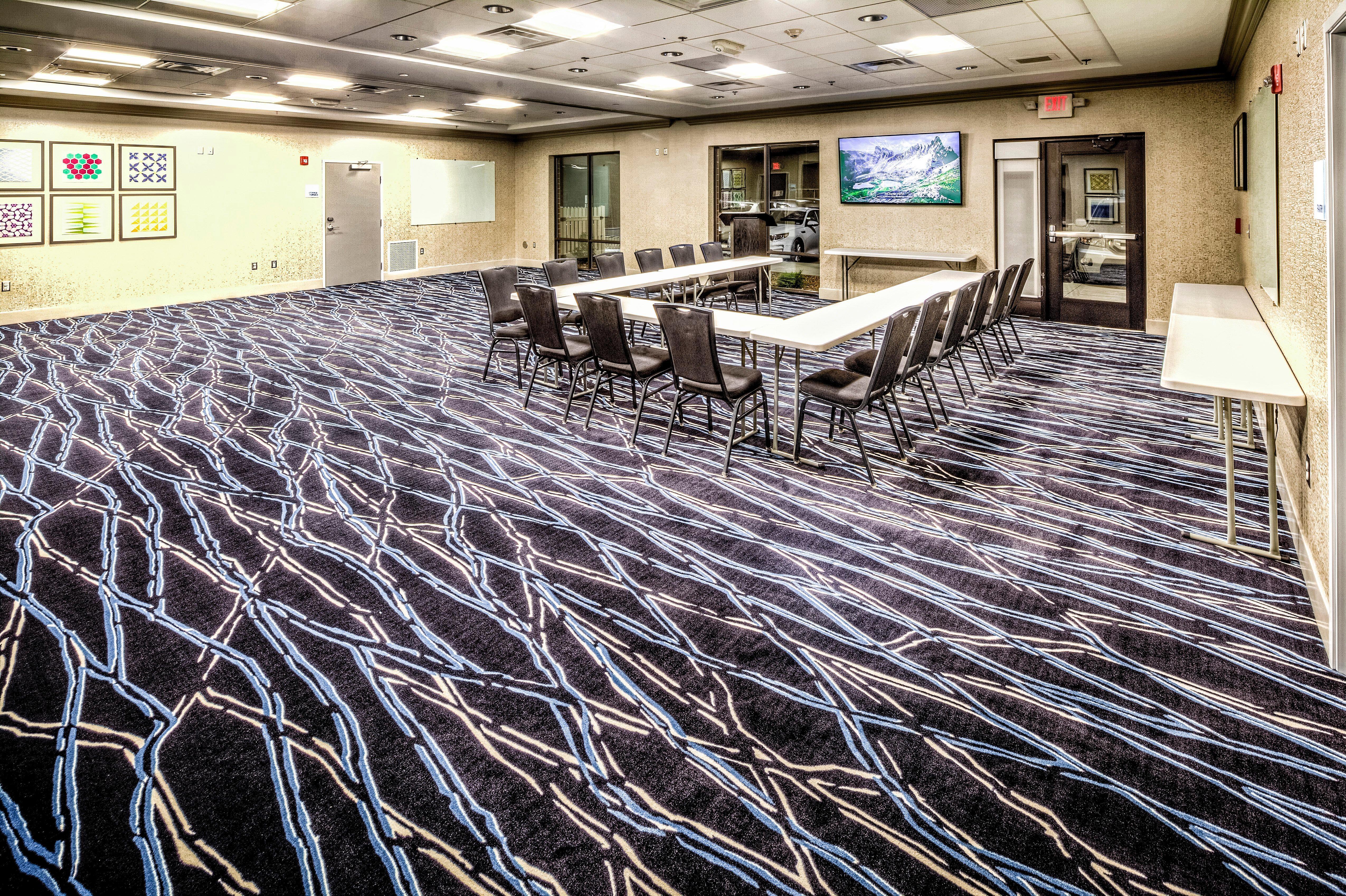 Holiday Inn Express & Suites Cleveland/Westlake By Ihg Esterno foto